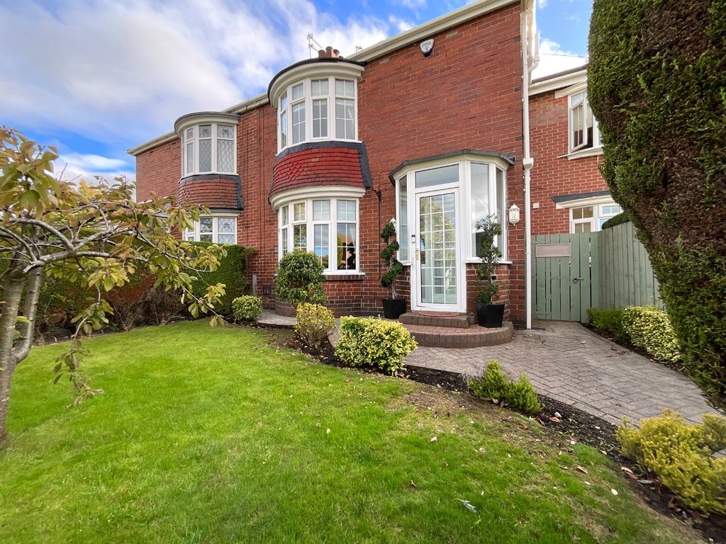 Property photo 3 of 45 4527345