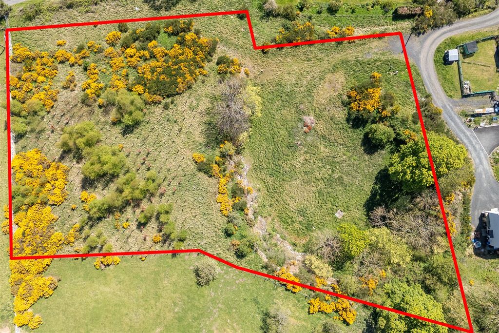 Property photo 2 of 13 Plot_At_Venchen-3.Jpg