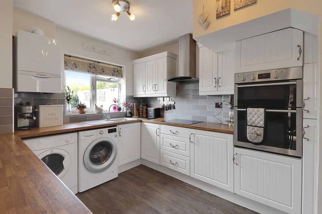 Property photo 2 of 14 Picture No. 26