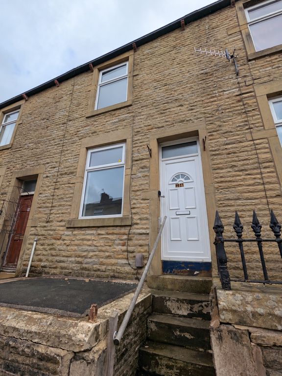 Property photo 1 of 11
