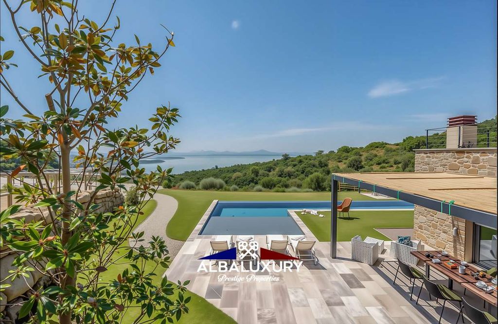 Property photo 3 of 50