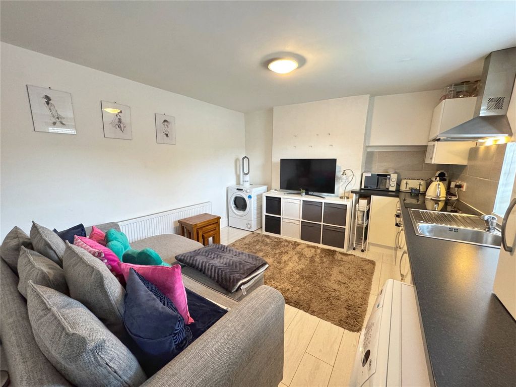 Property photo 2 of 11 Open Plan Living