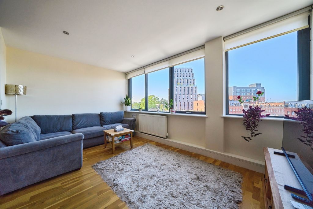 Property photo 2 of 13