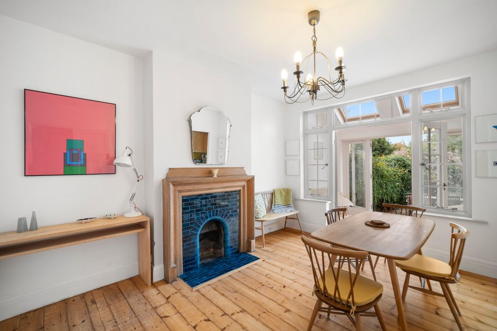 Property photo 3 of 13 Dining/Garden Room