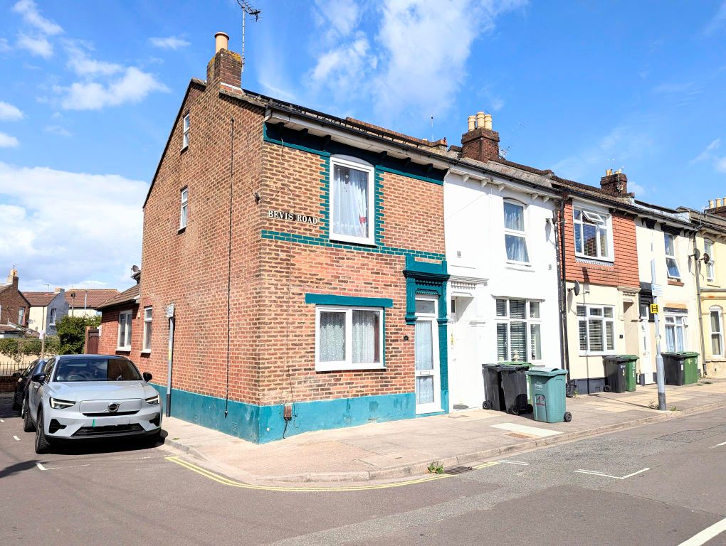 Property photo 1 of 17