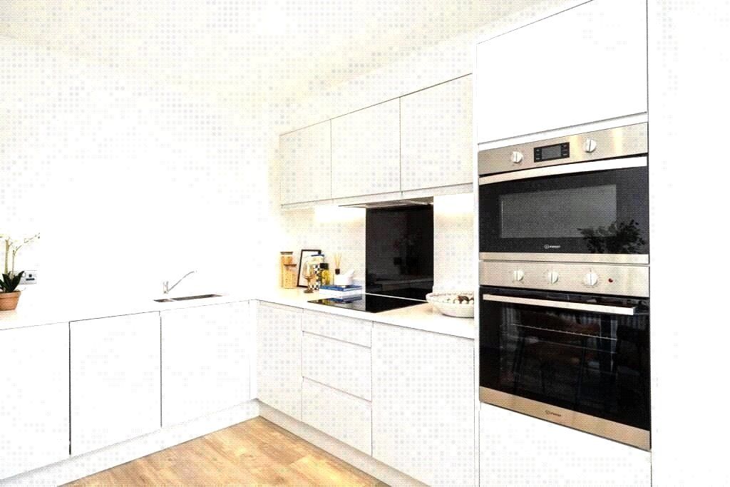 Property photo 2 of 20 Kitchen