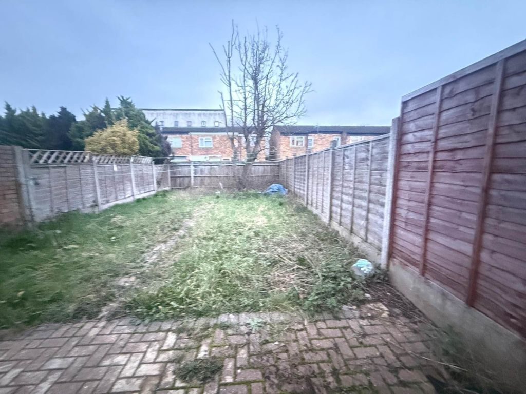 Property photo 2 of 2
