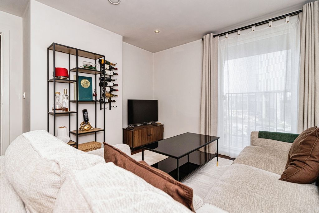 Property photo 2 of 26 Photo