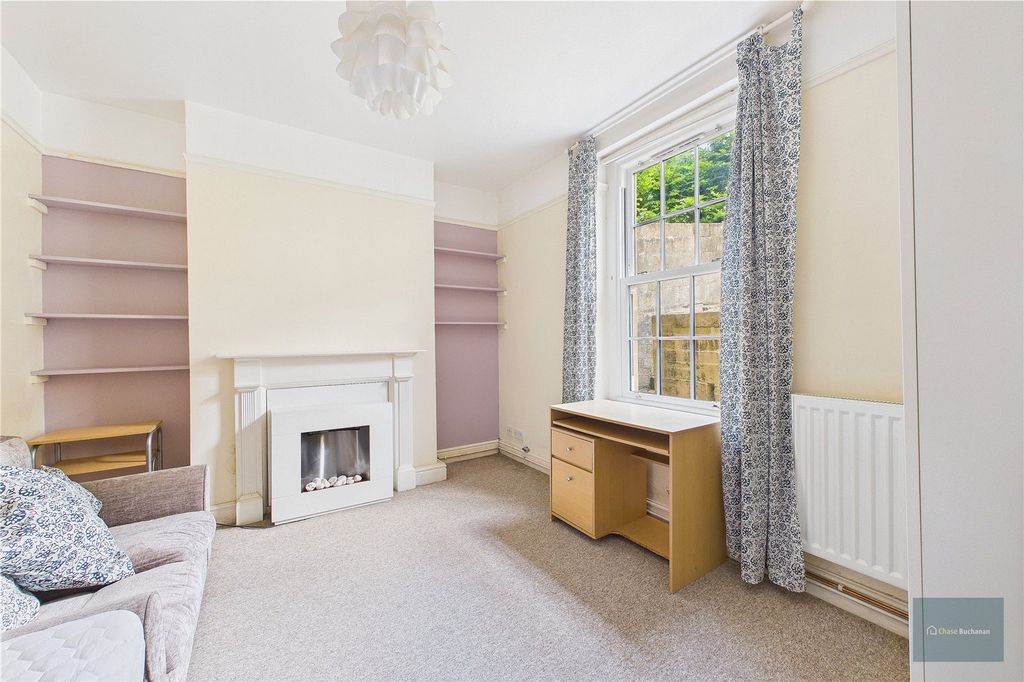 Property photo 2 of 7 Picture No. 04