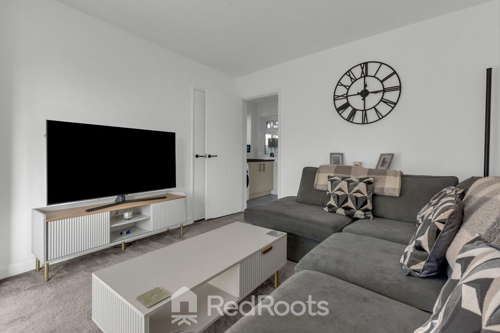 Property photo 2 of 23 4829072