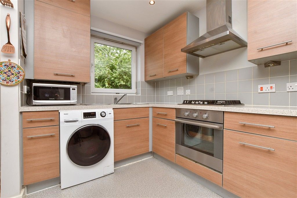 Property photo 2 of 4 Kitchen / Living Room