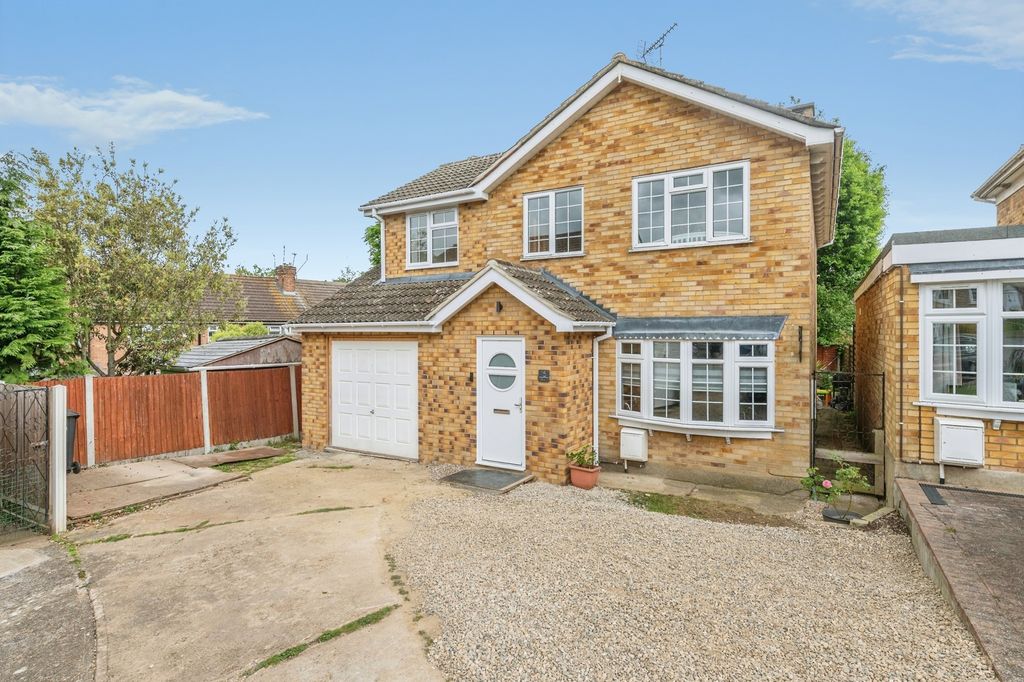 Property photo 1 of 19 Front