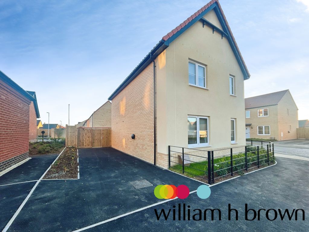 Property photo 2 of 18 Front