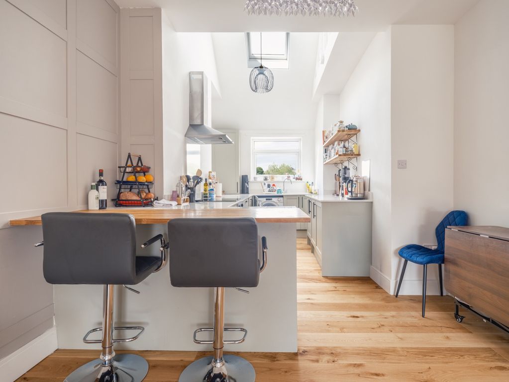 Property photo 1 of 16 4352970