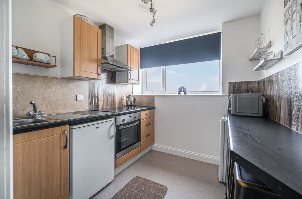 Additional image 27 of 4 bed maisonette for saleCliff Road, Paignton, Devon TQ4