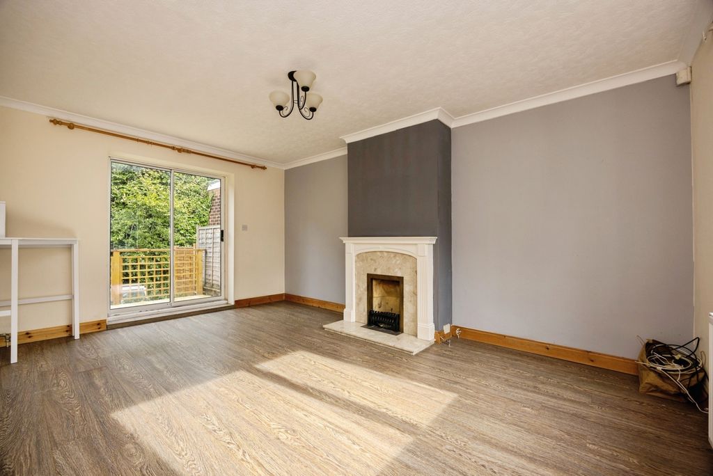 Property photo 2 of 27 Pbox-Img.Jpg