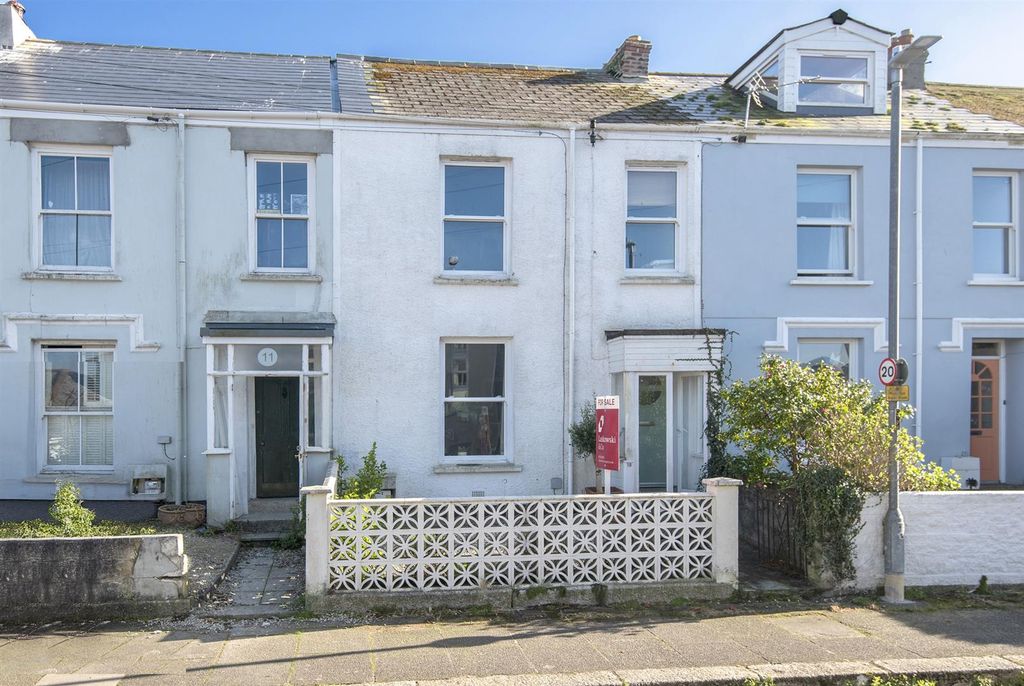 Property photo 1 of 16