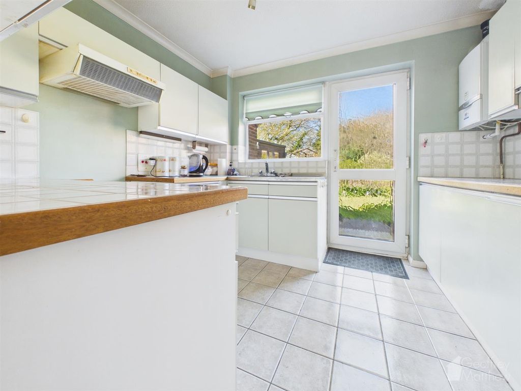 Property photo 2 of 16 Cam02365G0-Pr0450-Still005.Jpg