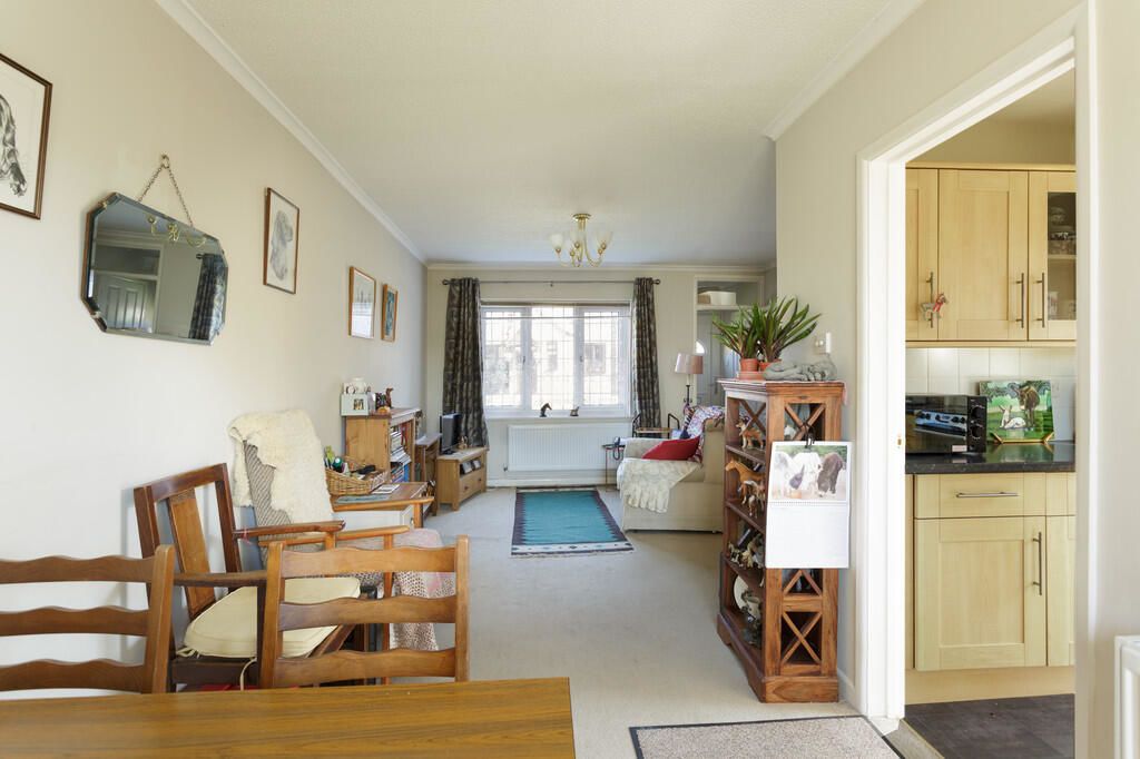 Property photo 3 of 16 Photo 7