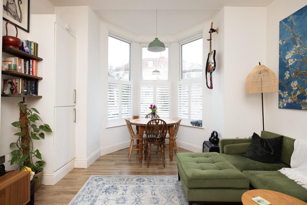 Property photo 1 of 14 Char8188.Jpg