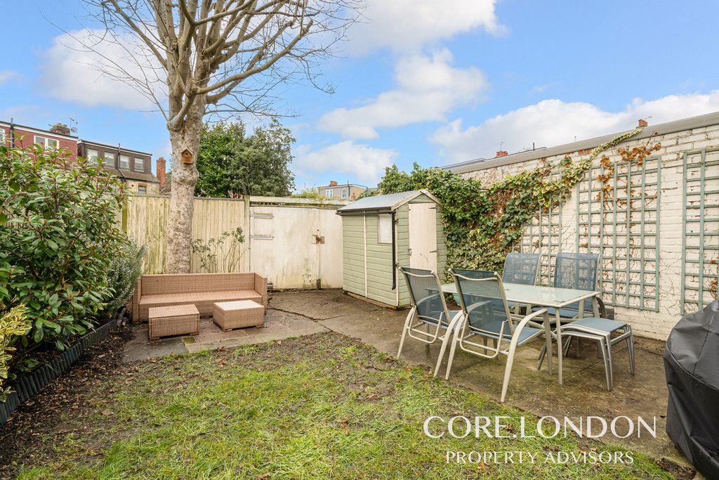 Property photo 3 of 11