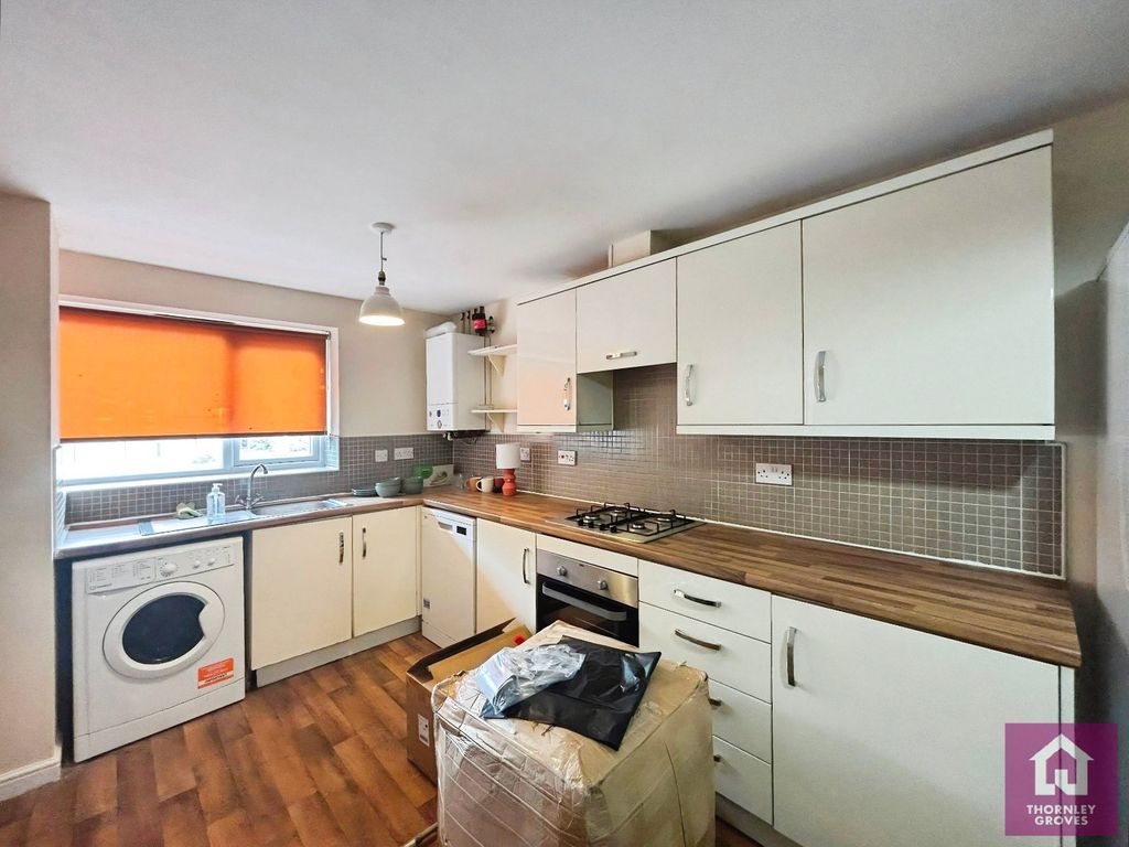 Property photo 2 of 19 Picture No. 08