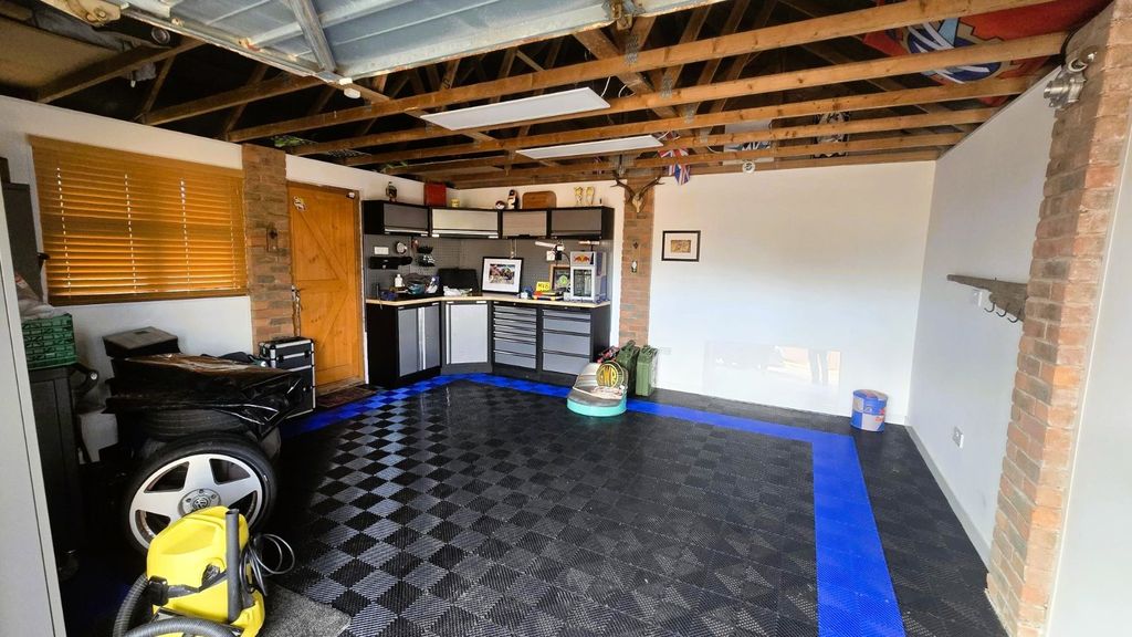 Additional image 10 of 4 bed detached house for saleThe Avenue, Fareham, Hampshire PO14