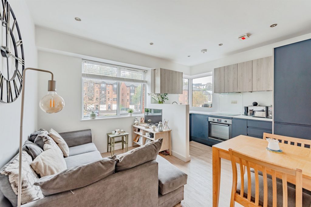 Property photo 2 of 12