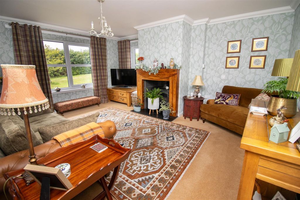 Property photo 3 of 53 Img_8462.Jpg