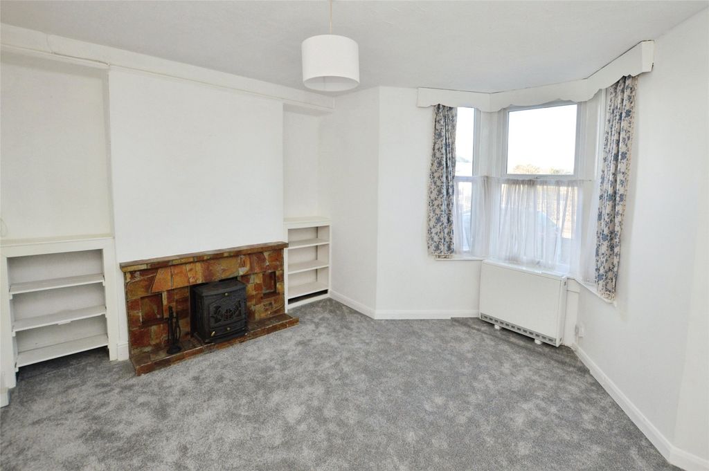 Property photo 3 of 12 Picture No. 01