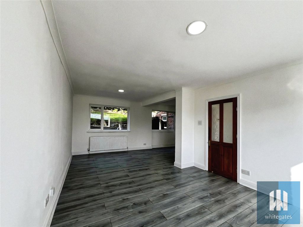 Property photo 2 of 18 Picture No. 04