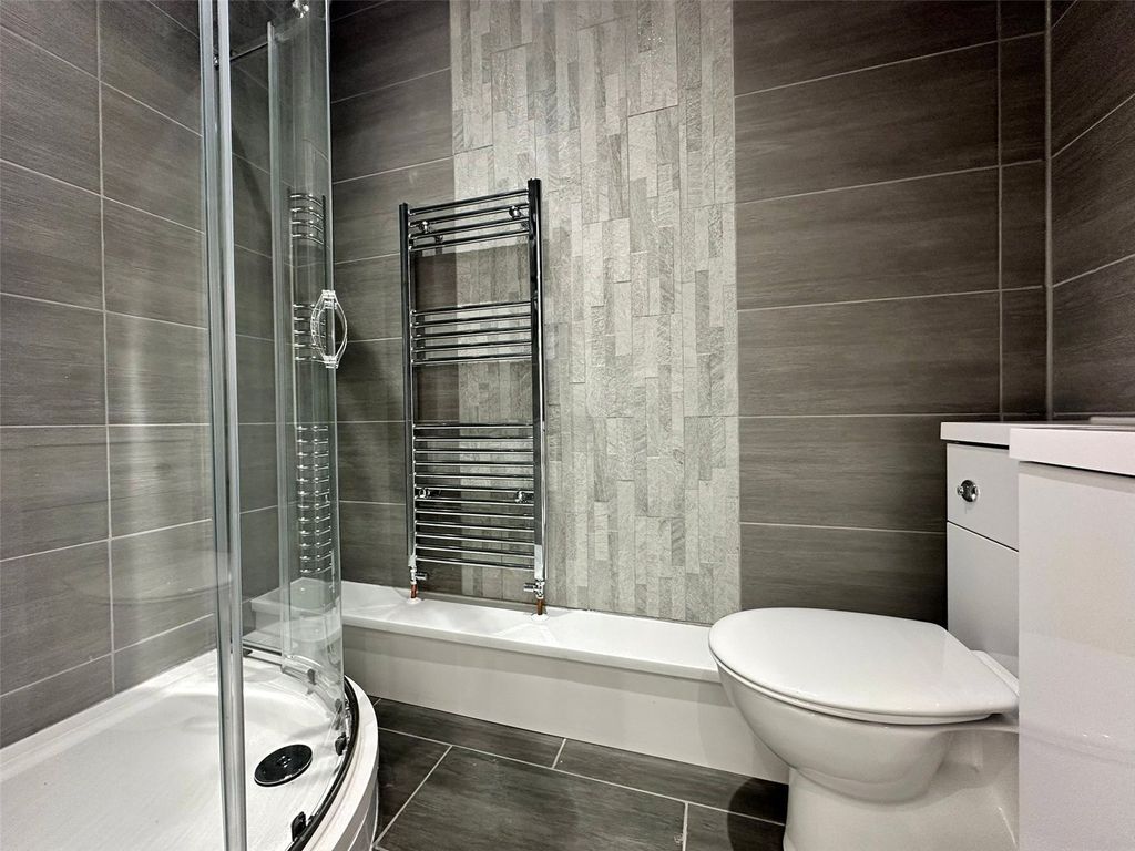 Property photo 1 of 9 Picture No. 15