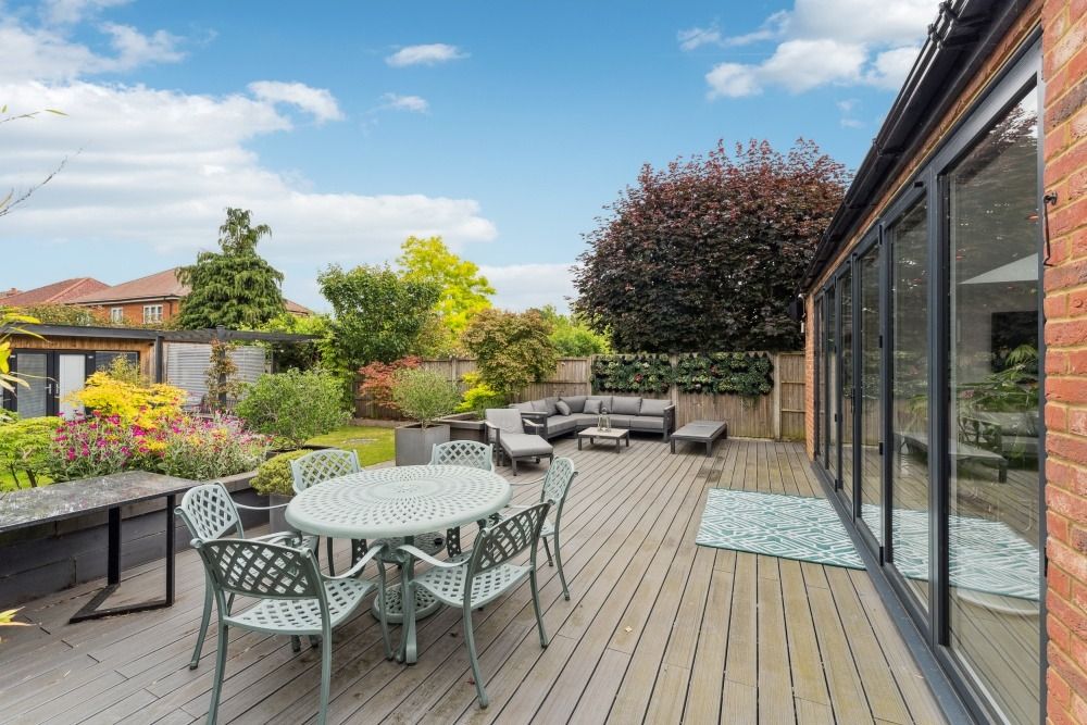Property photo 2 of 20 5231004