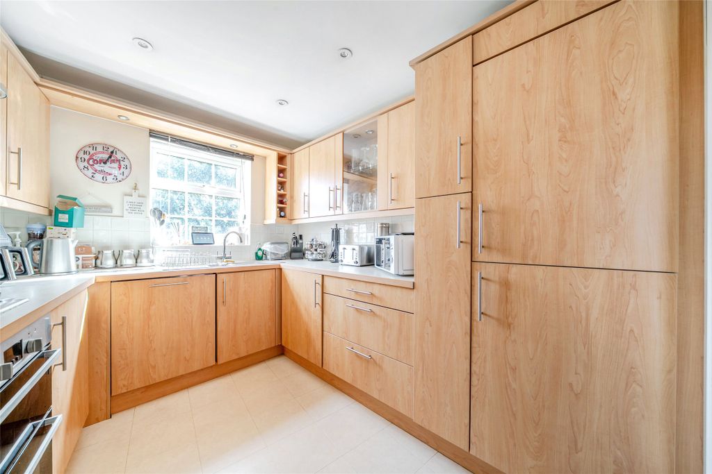 Property photo 2 of 13 Picture No. 07