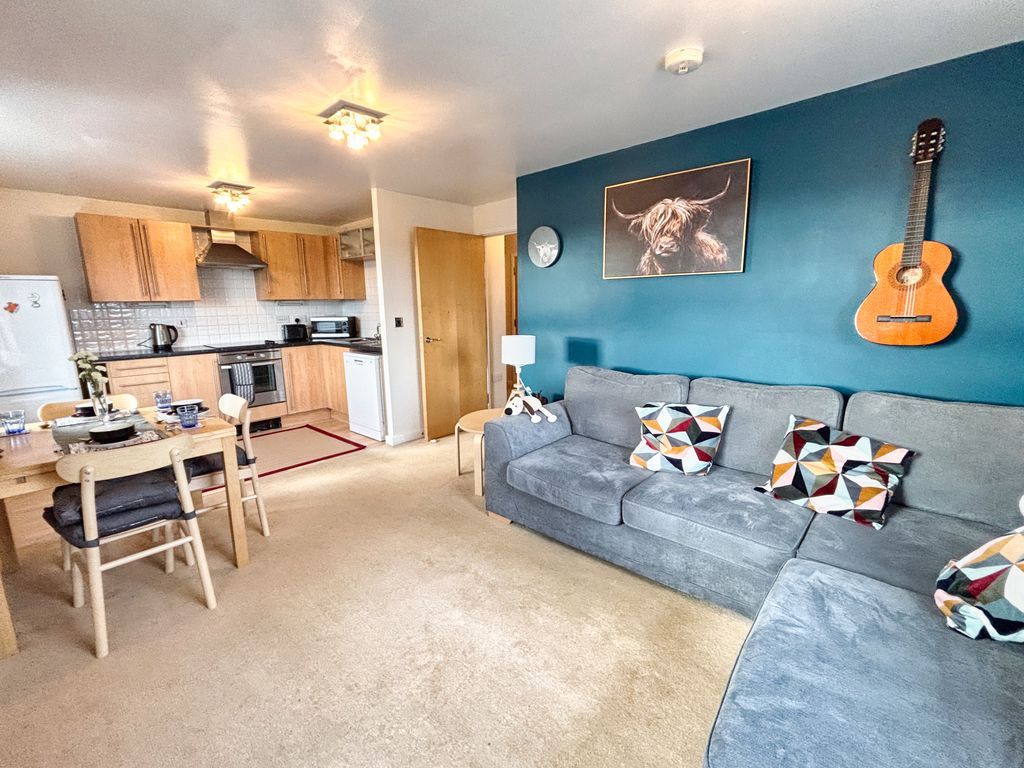 Property photo 3 of 10 Photo 7