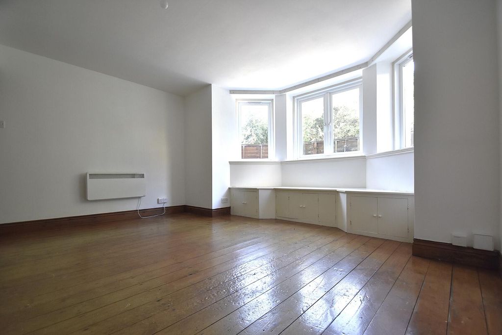 Property photo 2 of 6 Living Room