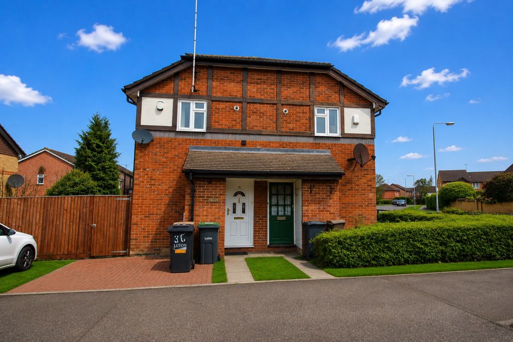 Property photo 1 of 9