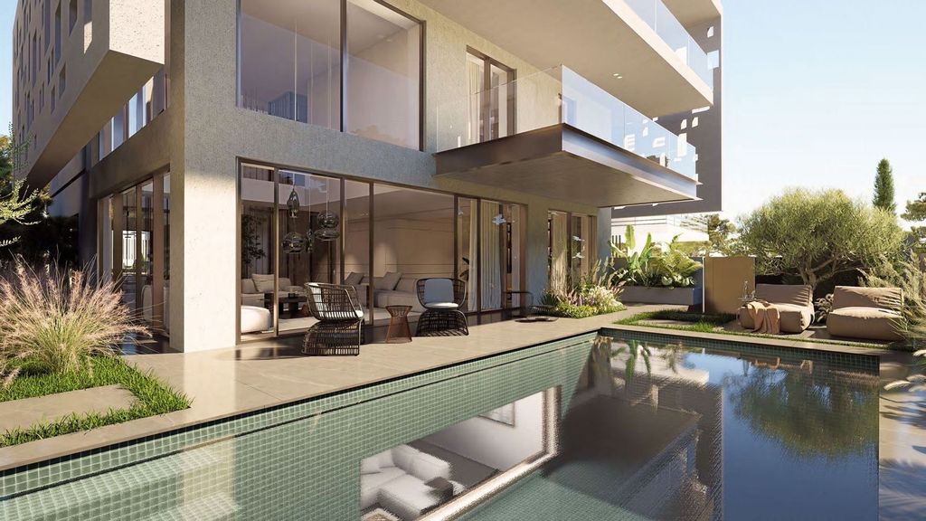 Property photo 1 of 30