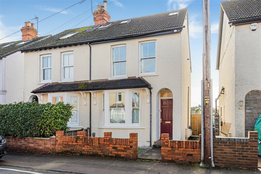 Property photo 1 of 14 External