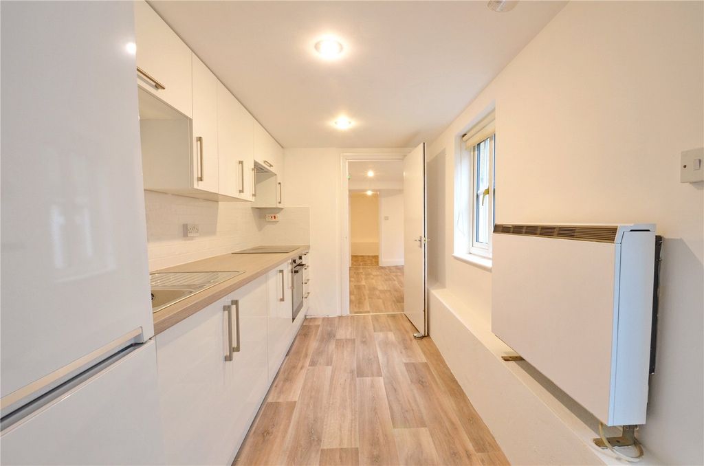 Property photo 2 of 6 Picture No. 02