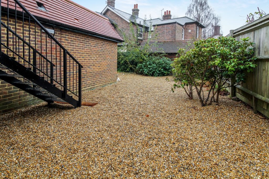 Property photo 3 of 5 Communal Garden