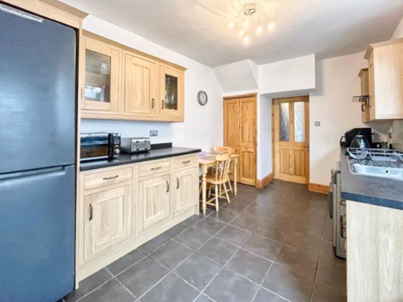 Property photo 3 of 34 Photo 12