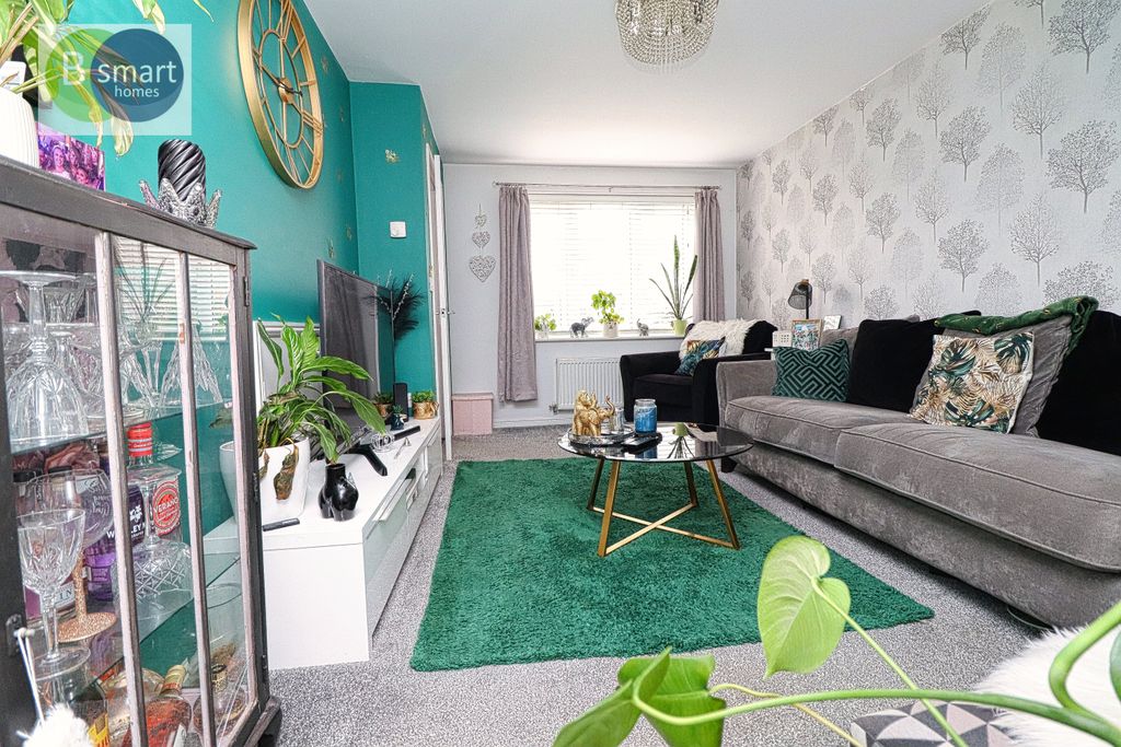 Property photo 3 of 15 Img_0954