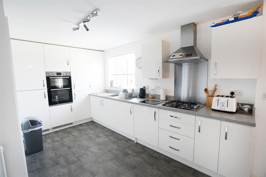 Property photo 3 of 20 Dsc03482A.Jpg