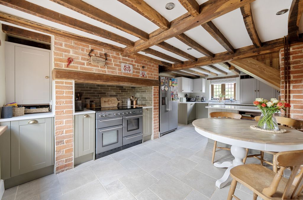 Property photo 3 of 12 13-681E310A3F8Bf-...