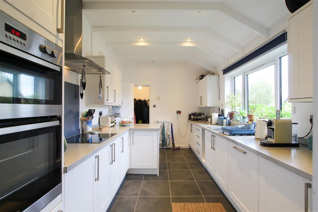 Property photo 3 of 17 Img_1549.Jpg