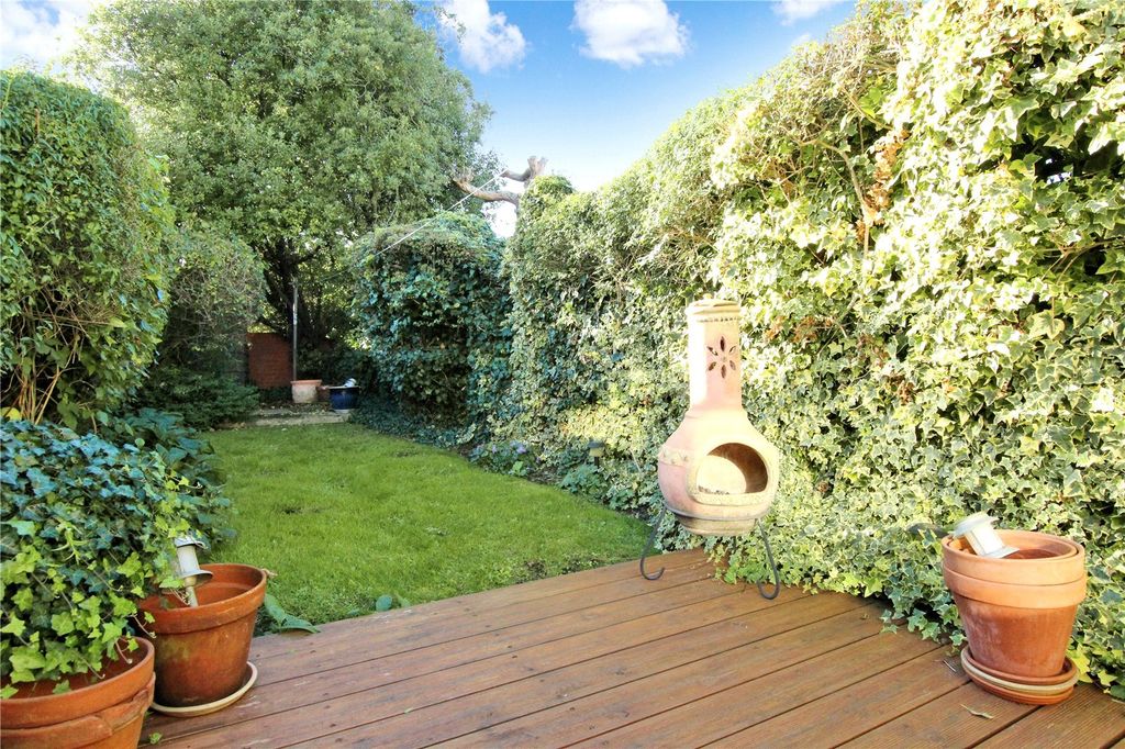 Property photo 2 of 4 Picture No. 04