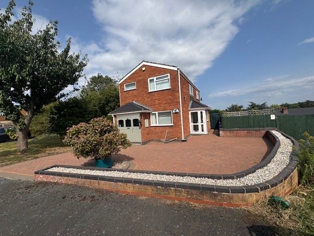 Property photo 1 of 21