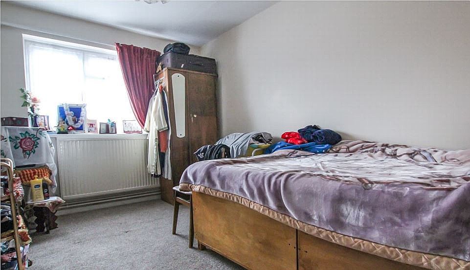 Property photo 2 of 4