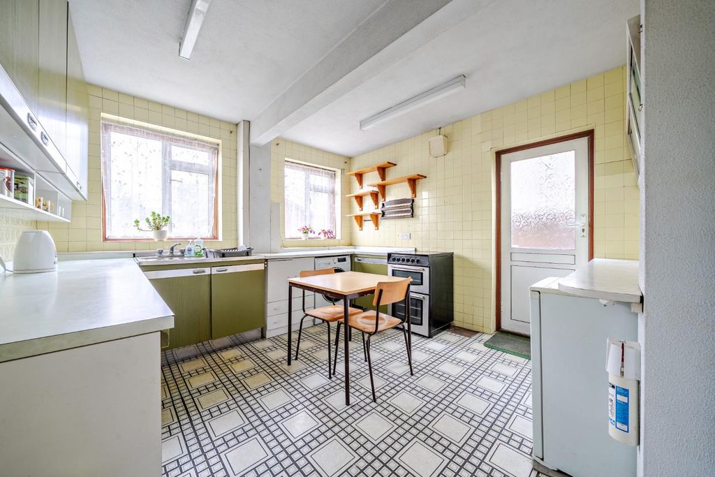 Property photo 3 of 18 Kitchen/ Diner (1)